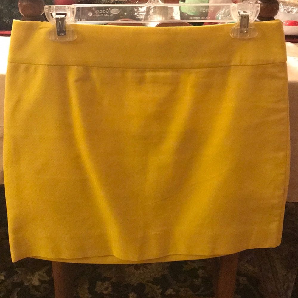 Yellow mini skirt